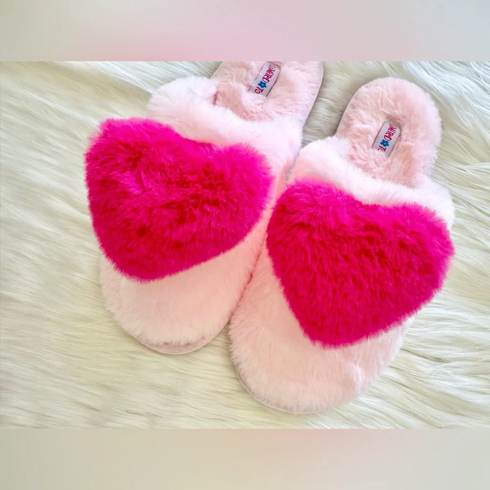 HEART FUR SLIPPERS